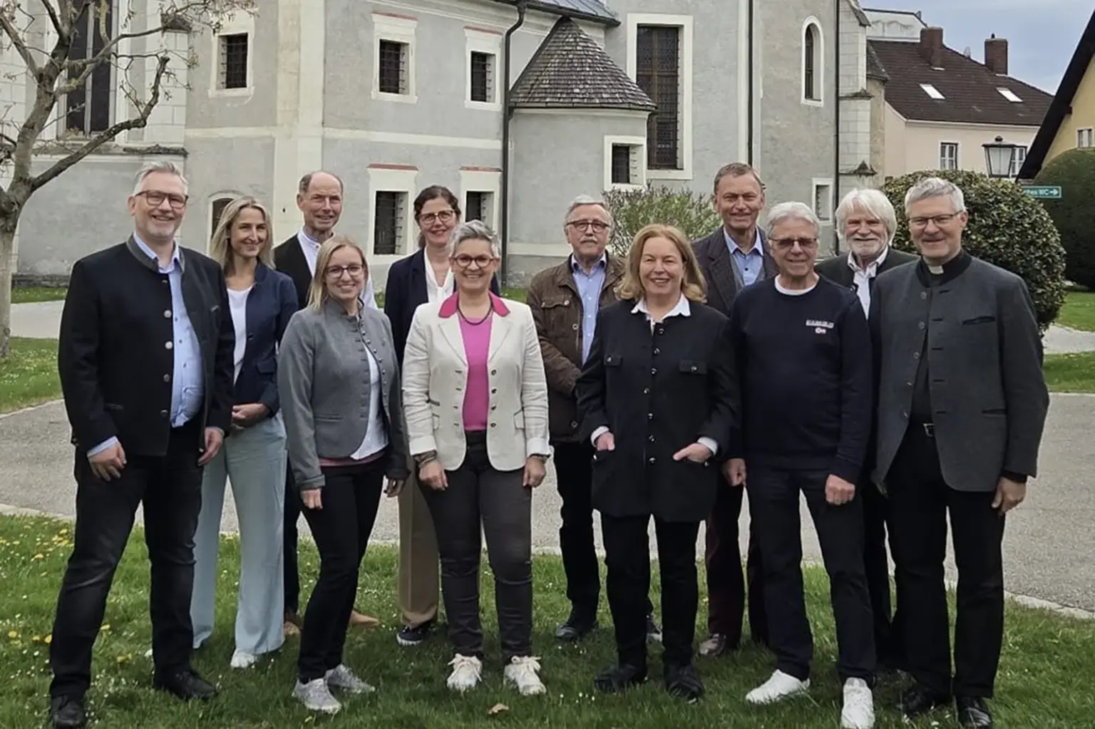 Gruppenbild Vorstand Rossegggerbund Waldheimat Krieglach.