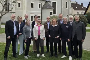 Gruppenbild Vorstand Rossegggerbund Waldheimat Krieglach.